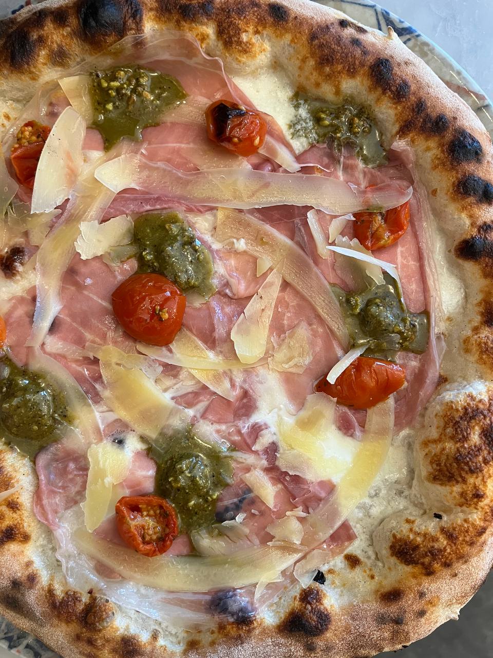 CRUDO MA NON "NUDO"